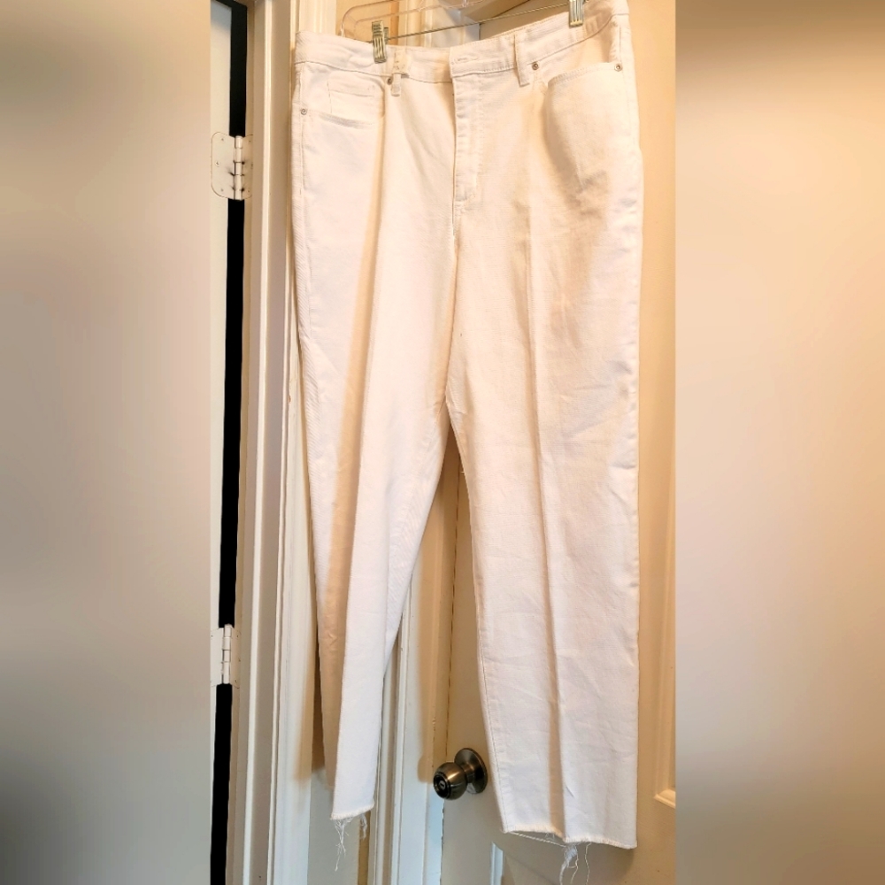 SOFIA JEANS BY SOFIA VERGARA